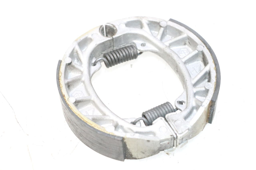 photo de MACHOIRE FREIN PIAGGIO ZIP IGET 4T 50 (2021 - 2023) - Autre angle de vue
