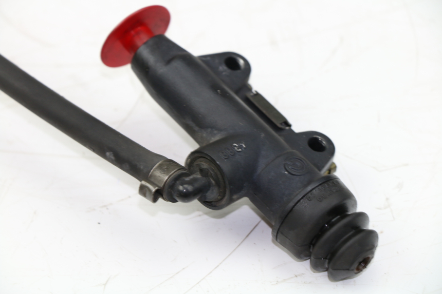 photo de MAITRE CYLINDRE ARRIERE BMW R RT 850 (1999 - 2007)