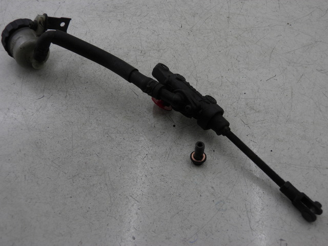 photo de MAITRE CYLINDRE ARRIERE YAMAHA TDM 850 (1996 - 2001)