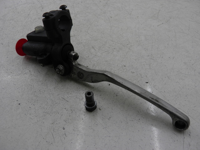 photo de MAITRE CYLINDRE AVANT APRILIA LEONARDO 125 (1999 - 2001)