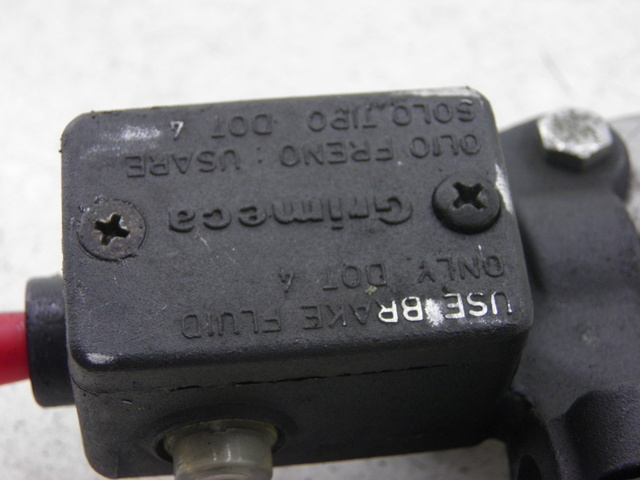 photo de MAITRE CYLINDRE AVANT APRILIA LEONARDO 125 (1999 - 2001)