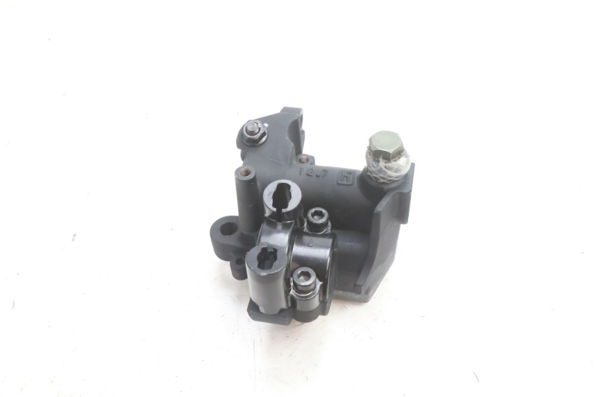 photo de MAITRE CYLINDRE AVANT APRILIA ATLANTIC S 125 (2010 - 2013) - Points de fixation