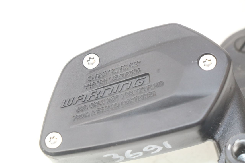 photo de MAITRE CYLINDRE AVANT BMW F GS K81 850 (2018 - 2023)