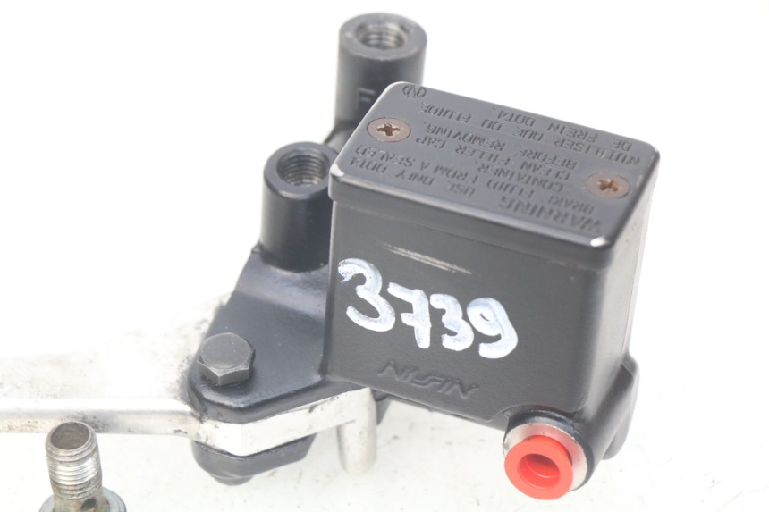 photo de MAITRE CYLINDRE AVANT SUZUKI BURGMAN 125 (2007 - 2014)