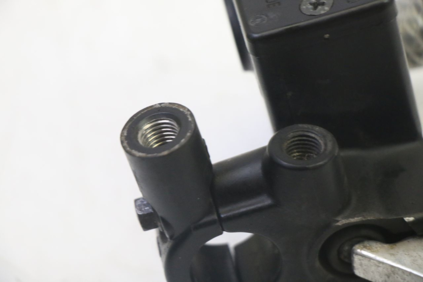 photo de MAITRE CYLINDRE AVANT SUZUKI BURGMAN 125 (2007 - 2014)