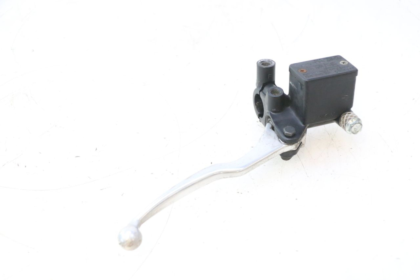 photo de MAITRE CYLINDRE AVANT SUZUKI BURGMAN 125 (2007 - 2014) - Points de fixation