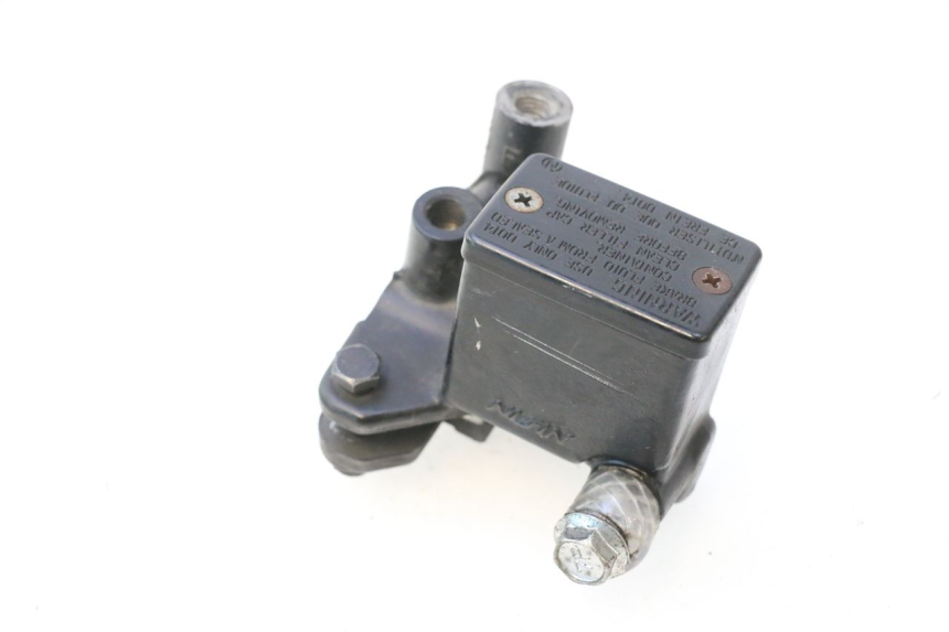 photo de MAITRE CYLINDRE AVANT SUZUKI BURGMAN 125 (2007 - 2014) - Vue principale