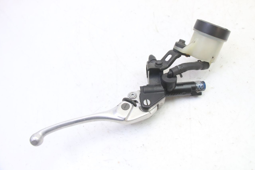 photo de MAITRE CYLINDRE AVANT HONDA CBR RR FIREBLADE 900 (1992 - 1994)