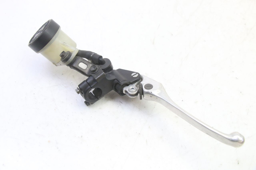 photo de MAITRE CYLINDRE AVANT HONDA CBR RR FIREBLADE 900 (1992 - 1994)