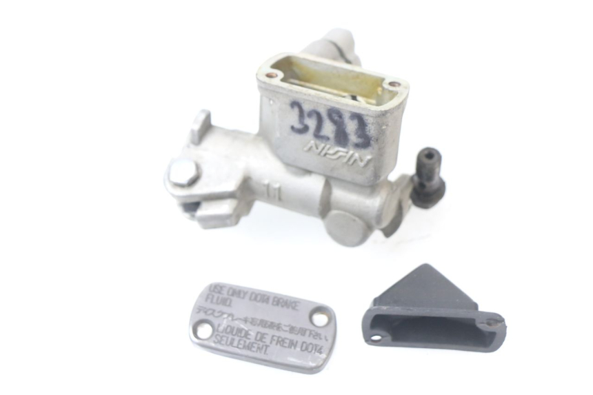 photo de MAITRE CYLINDRE AVANT HONDA CRF CR-F 450 (2001 - 2005) - Vue principale