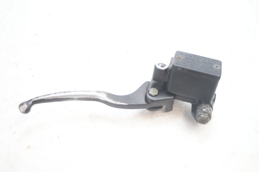 photo de MAITRE CYLINDRE AVANT CF MOTO E-CHARM 125 (2005 - 2008) - Points de fixation