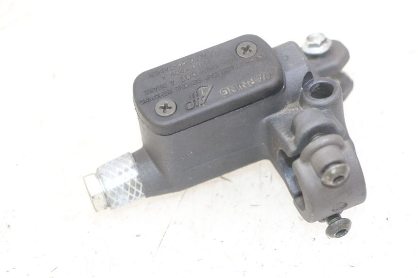 photo de MAITRE CYLINDRE AVANT PEUGEOT ELYSTAR 125 (2002 - 2007)