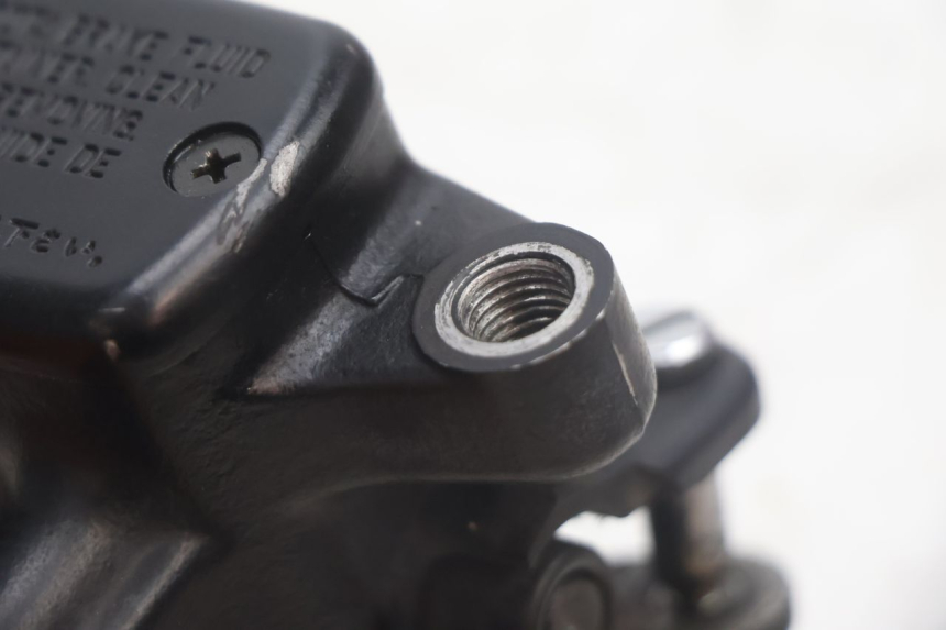 photo de MAITRE CYLINDRE AVANT HONDA FJS SILVER WING SILVERWING 400 (2005 - 2008) - Points de fixation