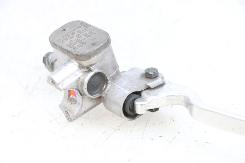 photo de MAITRE CYLINDRE AVANT MBK FLIPPER 115 (2013 - 2017) - Points de fixation