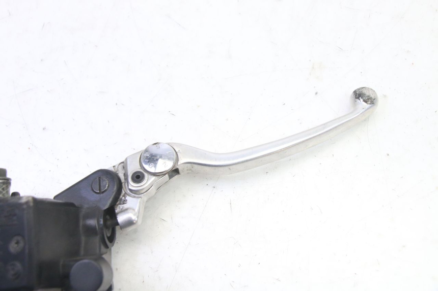 photo de MAITRE CYLINDRE AVANT YAMAHA FZ6 FAZER S2 600 (2007 - 2011)