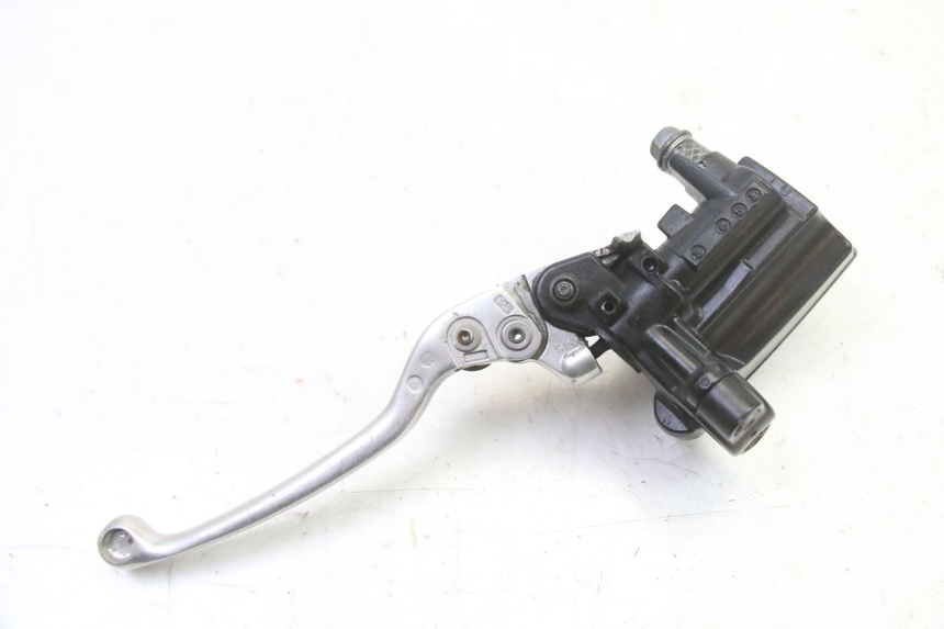 photo de MAITRE CYLINDRE AVANT YAMAHA FZ6 FAZER S2 600 (2007 - 2011)