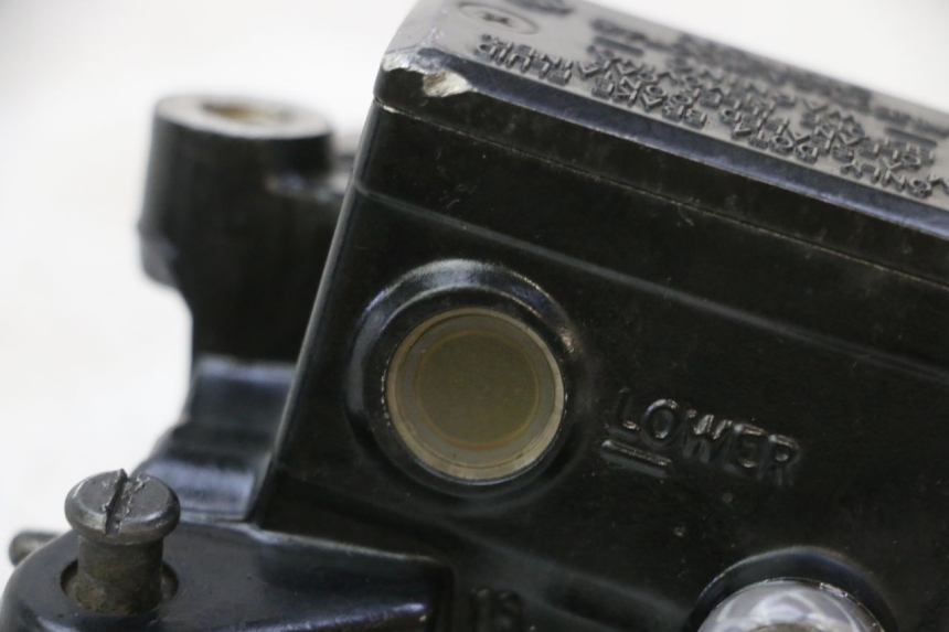 photo de MAITRE CYLINDRE AVANT YAMAHA FZ6 N FAZER 600 (2004 - 2006)