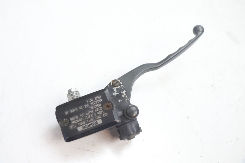 photo de MAITRE CYLINDRE AVANT KAWASAKI GPX F ZX750F 750 (1986 - 1990) - Vue principale
