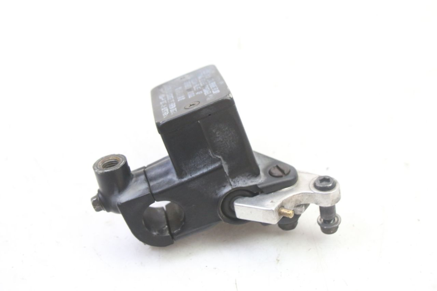 photo de MAITRE CYLINDRE AVANT SUZUKI GS GSE 500 (2001 - 2003)