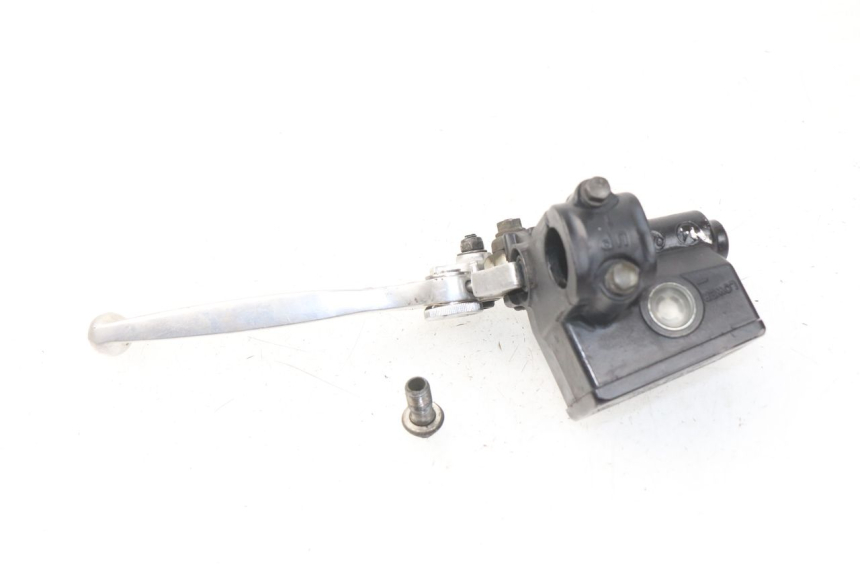 photo de MAITRE CYLINDRE AVANT SUZUKI GSX-F GSXF 600 (1998 - 2004)