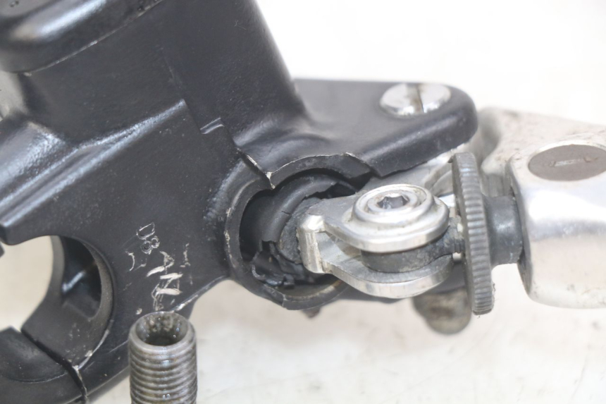 photo de MAITRE CYLINDRE AVANT HONDA CBR F SC25 1000 (1989 - 1992)