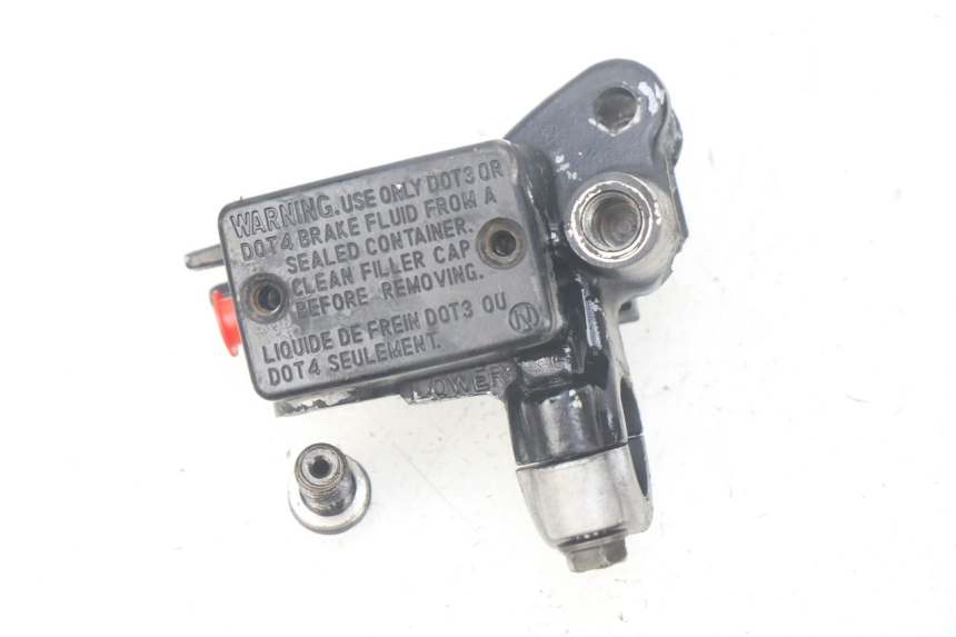 photo de MAITRE CYLINDRE AVANT HONDA CBR R 125 (2003 - 2006)