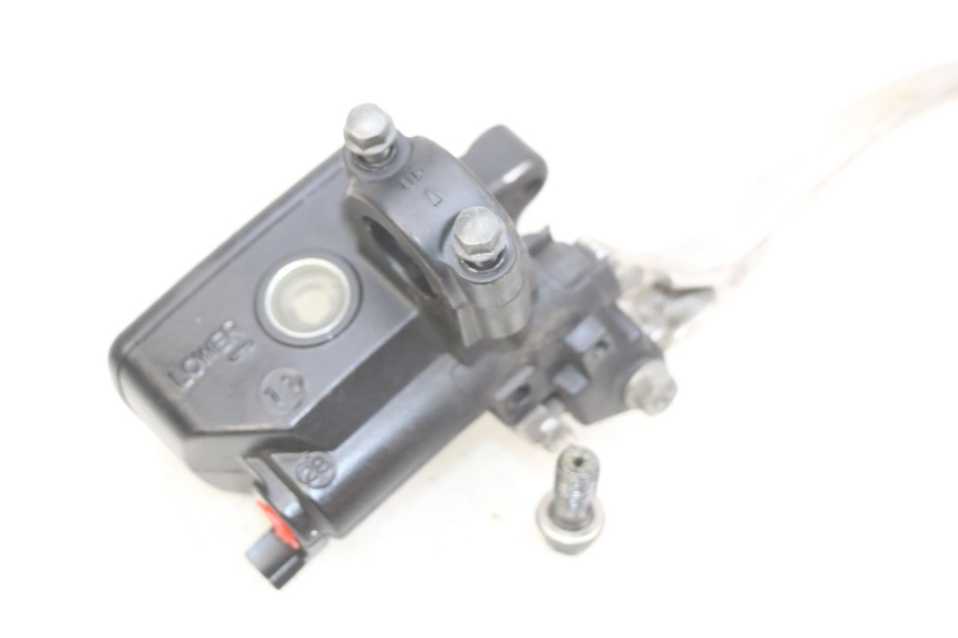 photo de MAITRE CYLINDRE AVANT HONDA FJS SILVERWING SILVER WING 400 (2009 - 2016)