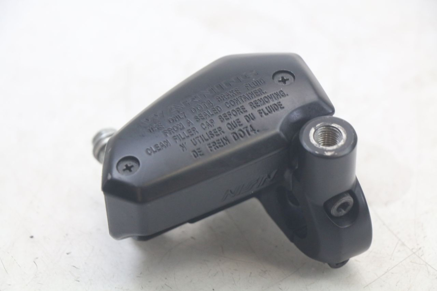 photo de MAITRE CYLINDRE AVANT KAWASAKI ER-6 ER6 N 650 (2012 - 2016)
