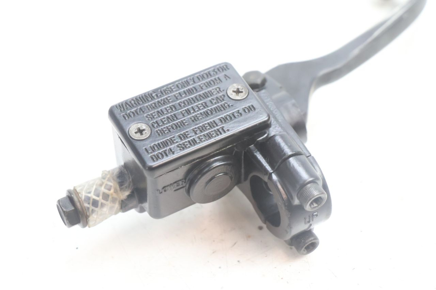 photo de MAITRE CYLINDRE AVANT PEUGEOT KISBEE 2T 50 (2010 - 2017) - Zoom état d’usage