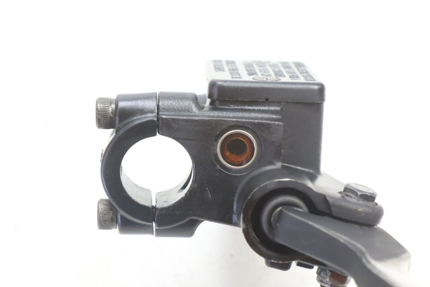 photo de MAITRE CYLINDRE AVANT PEUGEOT KISBEE 2T 50 (2010 - 2017) - État de surface