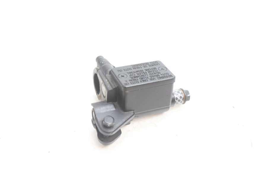 photo de MAITRE CYLINDRE AVANT PEUGEOT KISBEE 4T 50 (2018 - 2022) - Zoom état d’usage