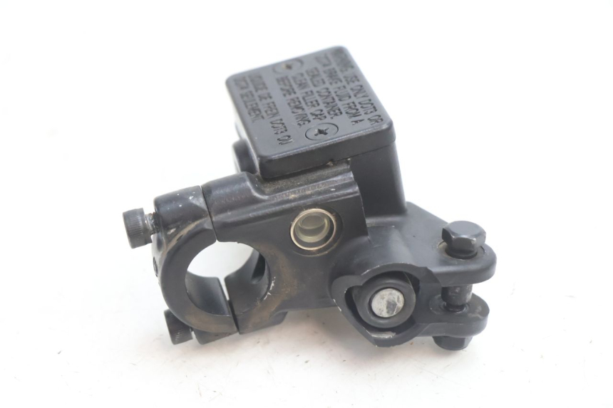 photo de MAITRE CYLINDRE AVANT PEUGEOT KISBEE 4T 50 (2018 - 2022) - Autre angle de vue
