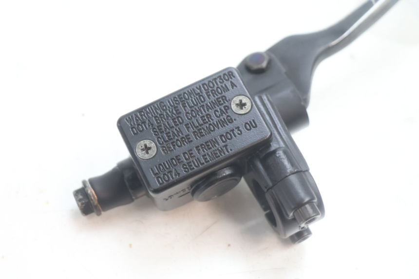 photo de MAITRE CYLINDRE AVANT PEUGEOT KISBEE 4T 50 (2010 - 2017) - Détail de la pièce