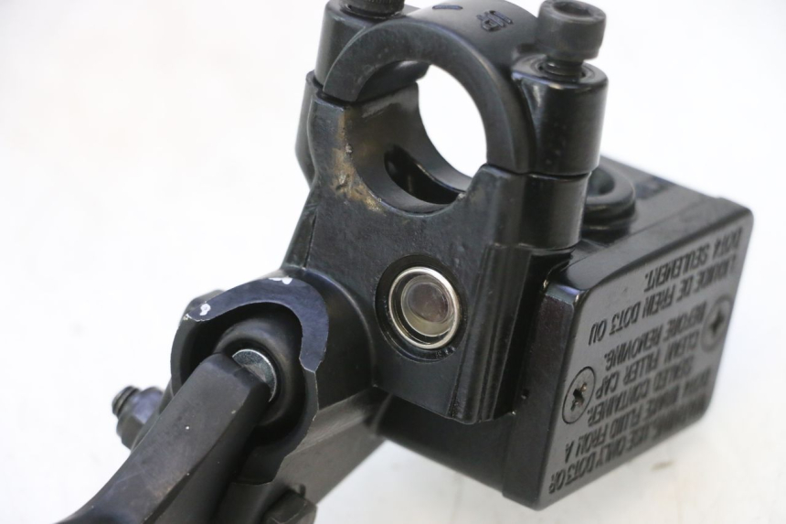photo de MAITRE CYLINDRE AVANT PEUGEOT KISBEE 4T 50 (2023 - 2026) - Autre angle de vue