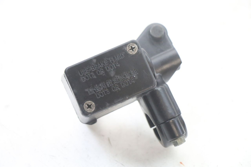 photo de MAITRE CYLINDRE AVANT KYMCO PEOPLE S 125 (2000 - 2008)
