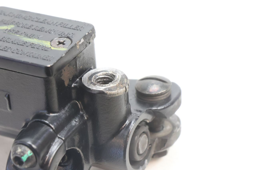 photo de MAITRE CYLINDRE AVANT PIAGGIO LIBERTY IGET 4T 50 (2021 - 2025) - Autre angle de vue