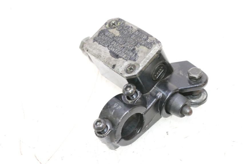 photo de MAITRE CYLINDRE AVANT PIAGGIO MP3 RL 250 (2006 - 2010) - Zoom état d’usage