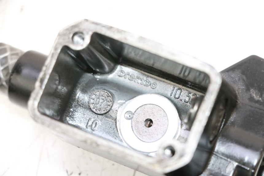 photo de MAITRE CYLINDRE AVANT PIAGGIO MP3 RL 250 (2006 - 2010) - Marquages et références