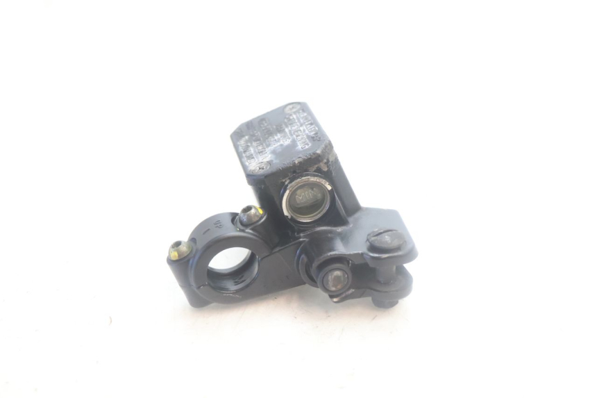 photo de MAITRE CYLINDRE AVANT PIAGGIO MP3 500 (2016 - 2018) - Autre angle de vue