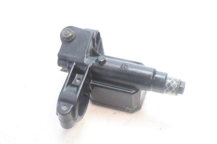 photo de MAITRE CYLINDRE AVANT PIAGGIO MP3 500 (2016 - 2018) - Points de fixation