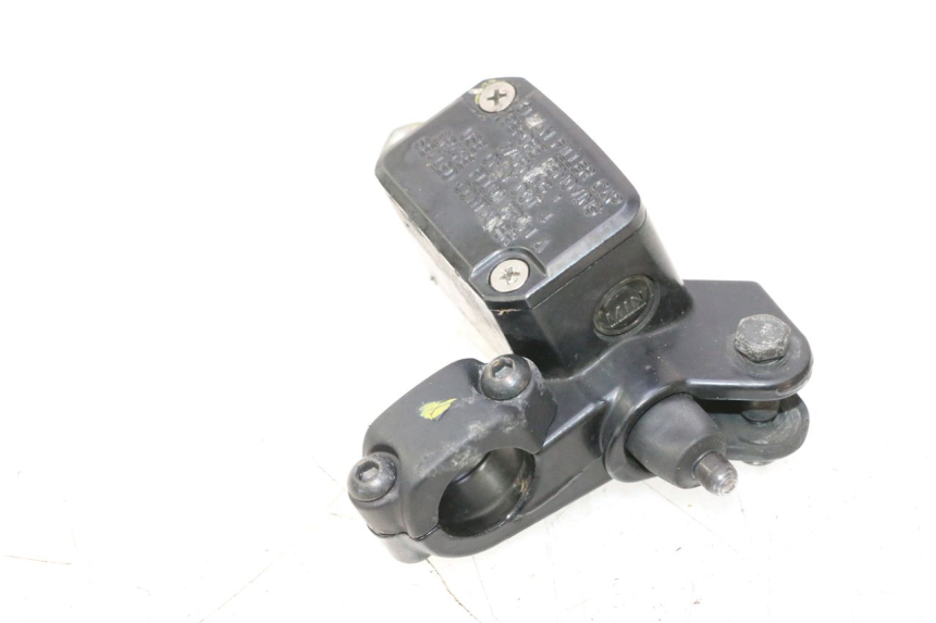 photo de MAITRE CYLINDRE AVANT PIAGGIO MP3 125 (2006 - 2014) - Autre angle de vue