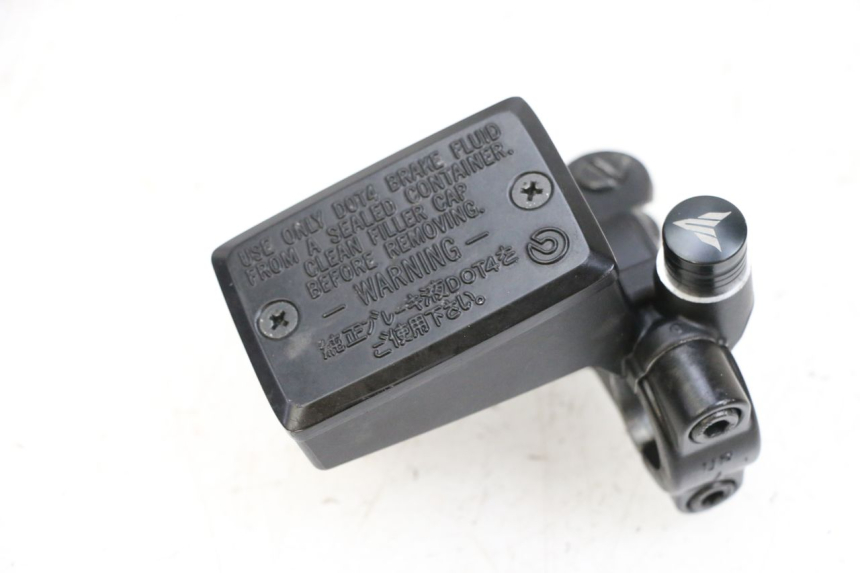 photo de MAITRE CYLINDRE AVANT YAMAHA MT-07 MT07 ABS 700 (2018 - 2020) - Gros plan technique