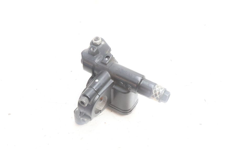 photo de MAITRE CYLINDRE AVANT YAMAHA N-MAX NMAX 125 (2021 - 2024) - Points de fixation