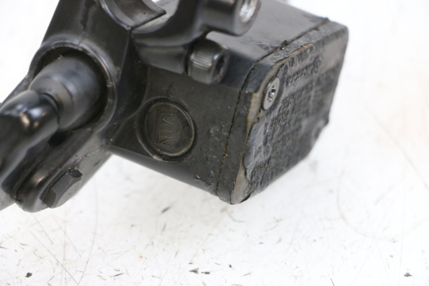 photo de MAITRE CYLINDRE AVANT YAMAHA NEOS NEO'S 4T 50 (2008 - 2016) - État de surface