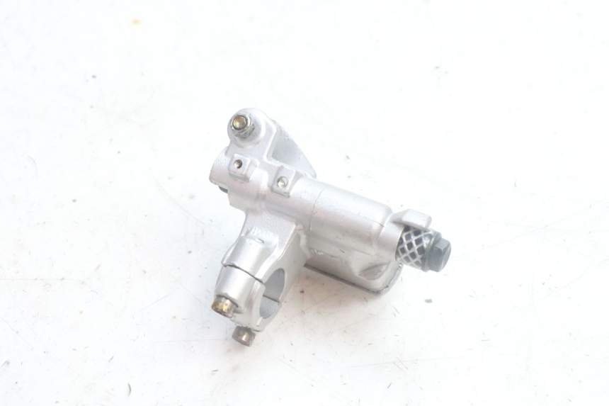 photo de MAITRE CYLINDRE AVANT JM MOTORS OLDIES 4T 50 (2010 - 2020) - Points de fixation
