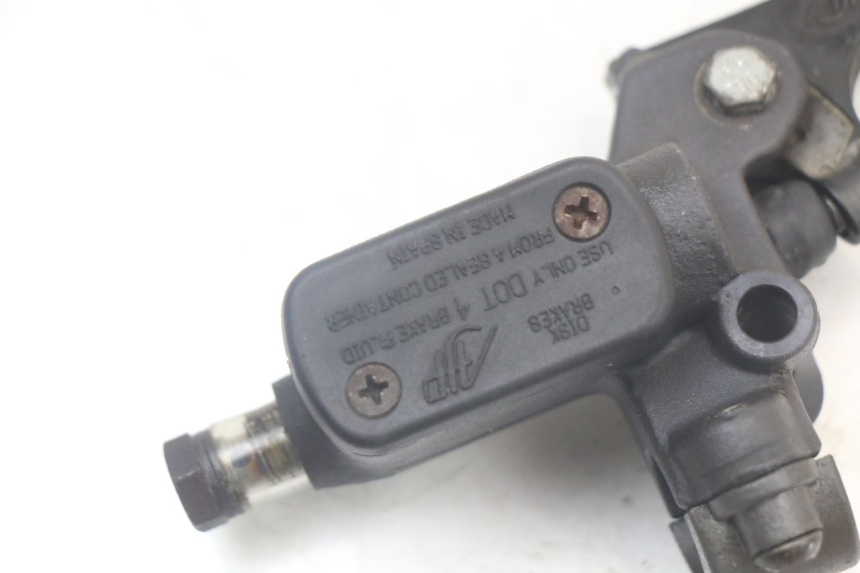 photo de MAITRE CYLINDRE AVANT PEUGEOT SPEEDFIGHT 100 (1997 - 2007)