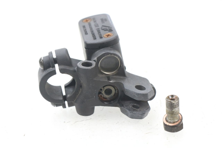 photo de MAITRE CYLINDRE AVANT PEUGEOT ZENITH 50 (1994 - 1999)