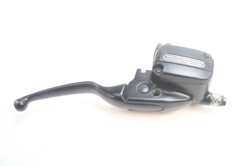 photo de MAITRE CYLINDRE AVANT HARLEY DAVIDSON ROAD GLIDE FLTRXSE 1920 (2018 - 2022) - Gros plan technique