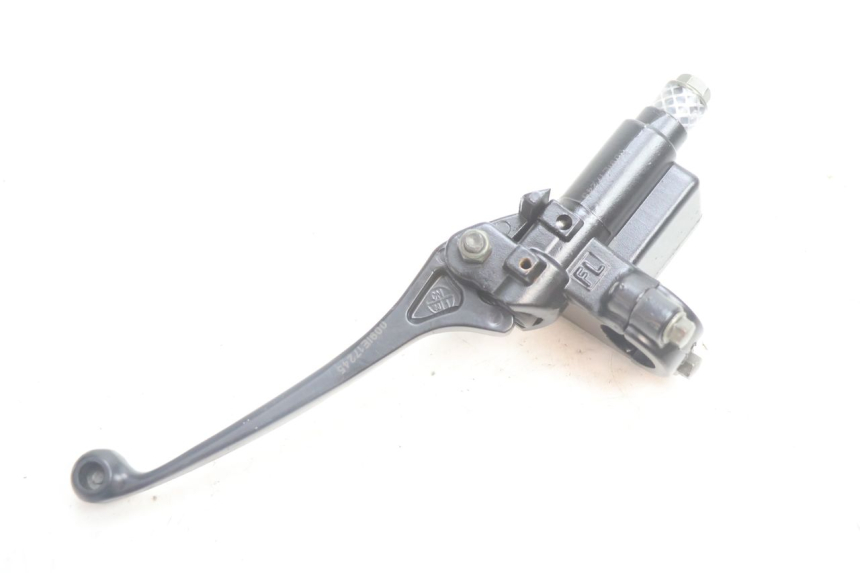 photo de MAITRE CYLINDRE AVANT TNT MOTOR ROMA 12' 2T 50 (2007 - 2018) - Points de fixation