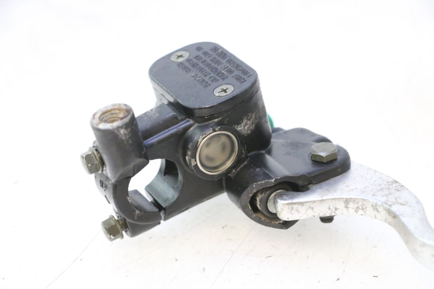 photo de MAITRE CYLINDRE AVANT JM MOTORS SANTANA 50 (2014 - 2023) - Points de fixation